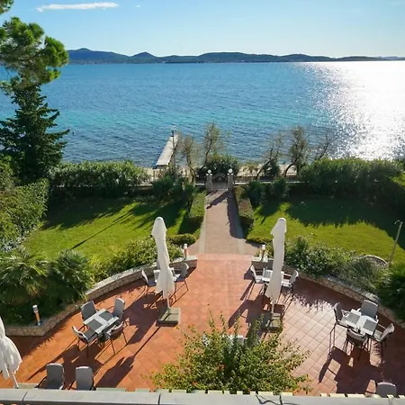 Belvedere ホテル Sukošan