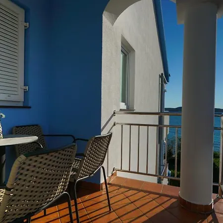 Belvedere מלון 3*