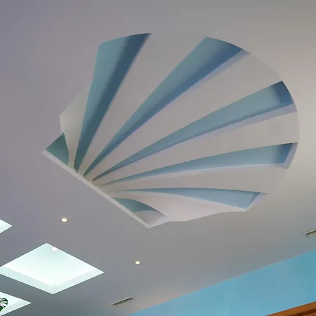 Belvedere מלון 3*