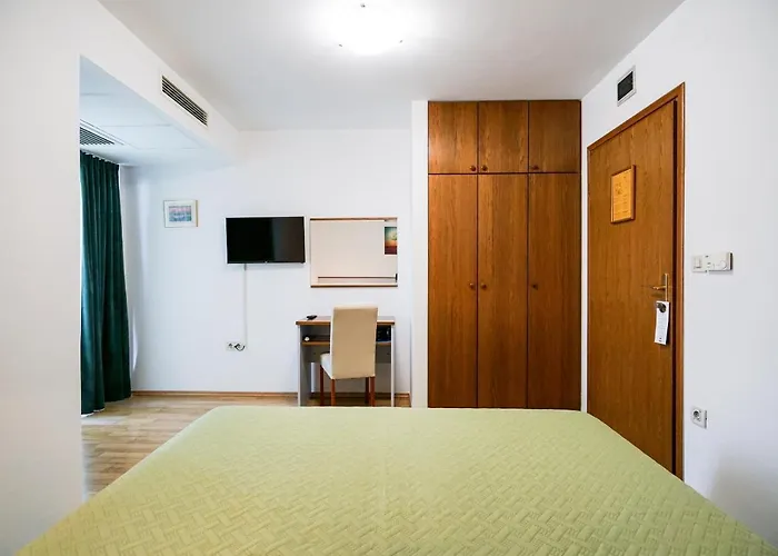 Belvedere Отель