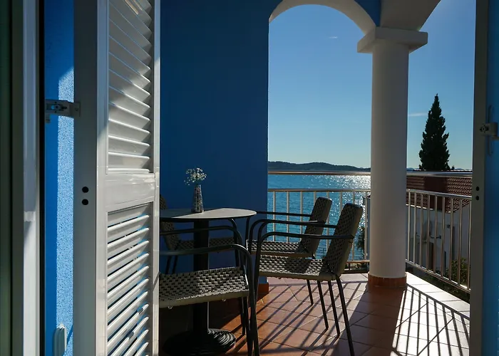 Belvedere Отель 3*