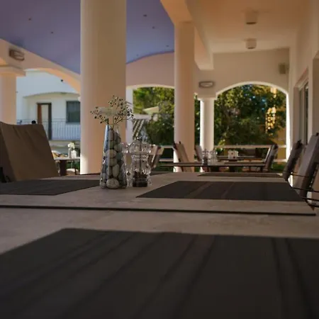 Belvedere Szálloda Sukošan